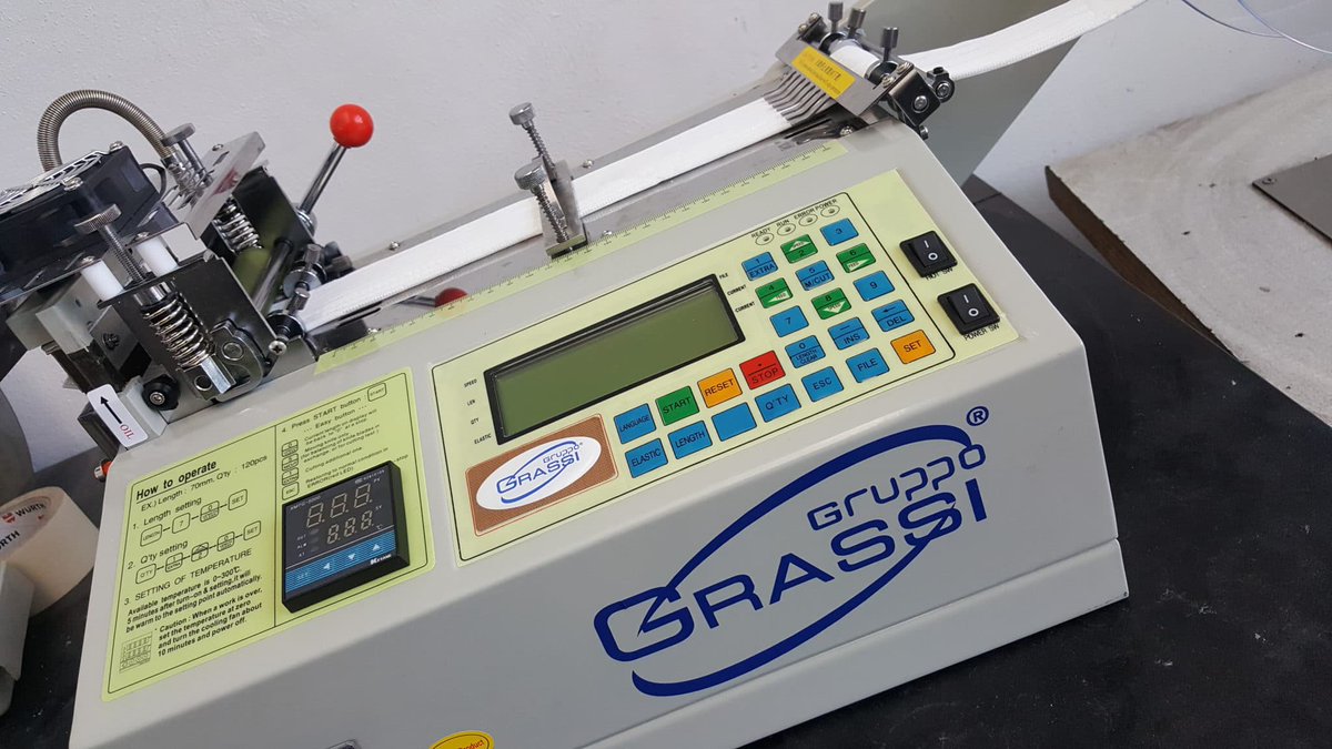 GruppograssiT's tweet photo. 🛡️Kulp Makinaları , Şerit Kenar Makinaları , Kesme 

#kapitonemakinası #kapitone #şilte #keçe #kumaş #fabric #mattress #türkiyeüretim #Dikiş #Döşek #Yorgan #kulpmakinaları #kesmemakinaları #handlemachine #cuttingmachine  #elektronikölçümmakinası #şeritkenarmakinaları #strip https://t.co/AFPeCoKtEf