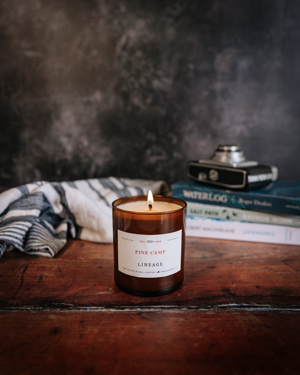 wearesightseers's tweet photo. Bringing the scent of the outdoors in. This candle from @lineagegoods smells like a walk in the woods #candle #outdoors #stayhome https://t.co/BPQOmKkh6K