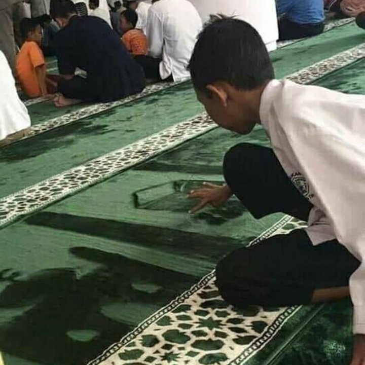 finrul's tweet photo. satu satunya vandalisme yg berani aku lakukan: https://t.co/WxcAhQx1o0