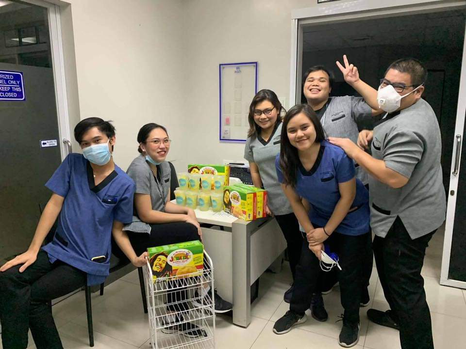 GLjaelynoraspi's tweet photo. Thank you sooo much to all Frontliners! Praying for you all! Keep safe always! God bless. 🙏💖😘

#TouchedByFruitas
#FRUIT
#FruitasHoldings. 

Maghiusa kitang tanan sa pag-atubang kining kalisdanan batok COVID-19. 💪

House of Fruitas Cebu is at Cebu Doctor's Hospital. https://t.co/t1S1VZxlVp