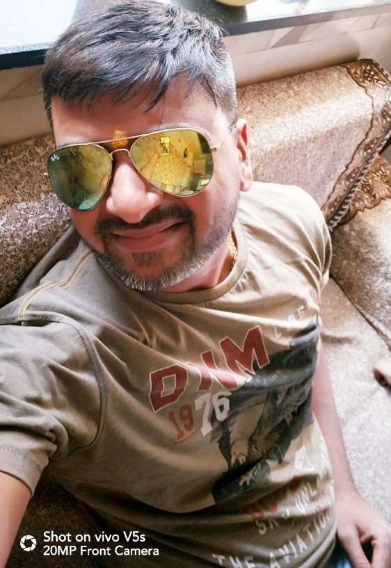 PRAVIN_M88's tweet photo. दोस्तों लॉक डाउन में ऐसा हाल बन जाए अभी घर पर, #MeAt32

बुलाती है पर जाने का नहीं, 😝😝 

#StayHome #IndiaFightsCorona 
#ask_jamesmali https://t.co/pE6JR4IEGY
