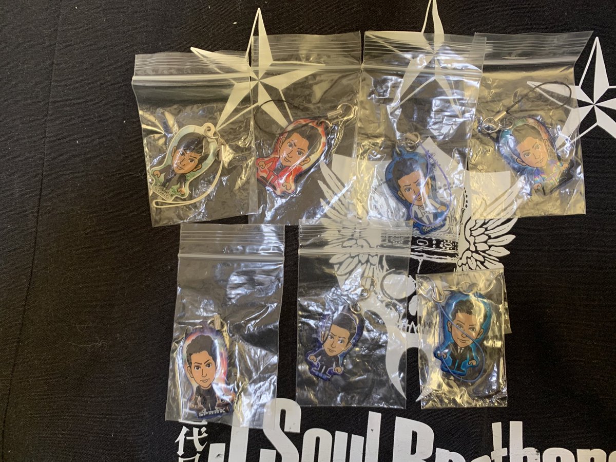 k___k0524's tweet photo. お譲りします
1枚目未開封 2枚目開封済 
#三代目JSOULBROTHERS #山下健二郎
#クリーナー #譲ります https://t.co/PfuIuywmYA