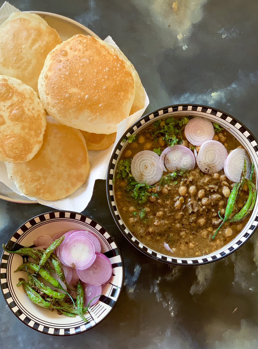 Stop whatever you are doing and look at my brunch today Sourdough Bhatura and chole.Recipe of both exist on blog but I’ll try and do a step by step too in stories (but a nap first, ate way too many of them today). ⁣