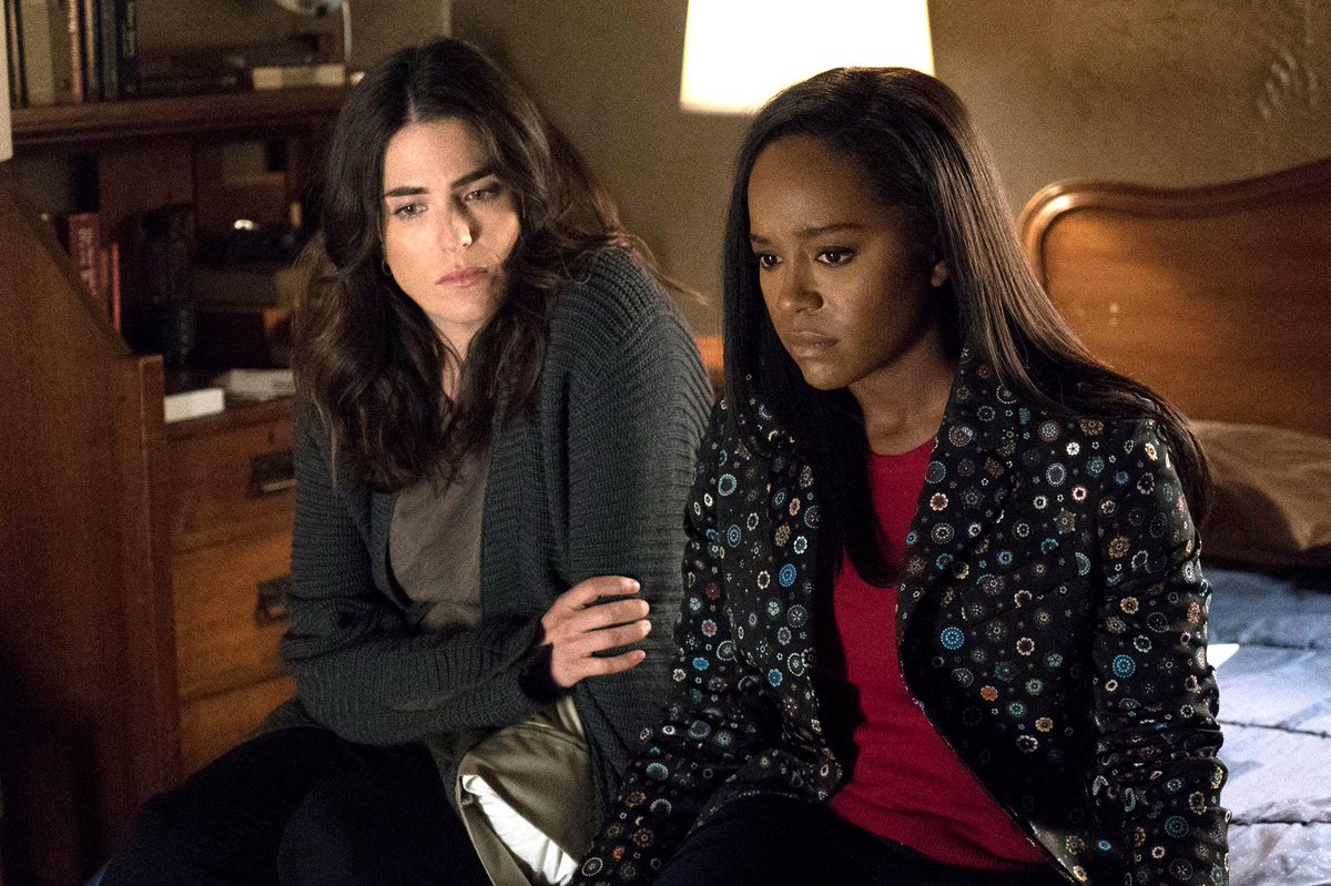 femfilmrogue's tweet photo. The Passions (and Pitfalls) of Michaela Pratt.
We all had the highest of hopes for this character.
https://t.co/ZkiQK1to4s #htgawm #MichaelaPratt https://t.co/QKxor8ghiJ