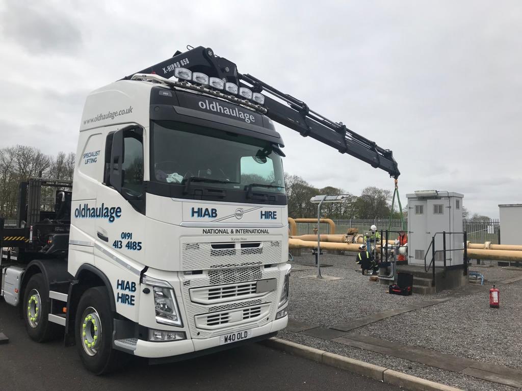 Old Haulage out yesterday carrying out emergency works in the North East for a very good customer of ours #jobwelldone #hiabhire #transport #keepontrucking