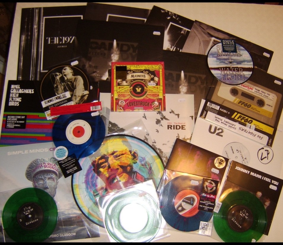 celtmartin's tweet photo. Record Store Day 2015 to 2019 @Monorail_Music @RSDUK #RSDUK #RSD2015 #RSD2016 #RSD2017 #RSD2018 #RSD2019 #RSD2020 #RSDFillTheGap #RSD20 https://t.co/WECQ4vSdBL