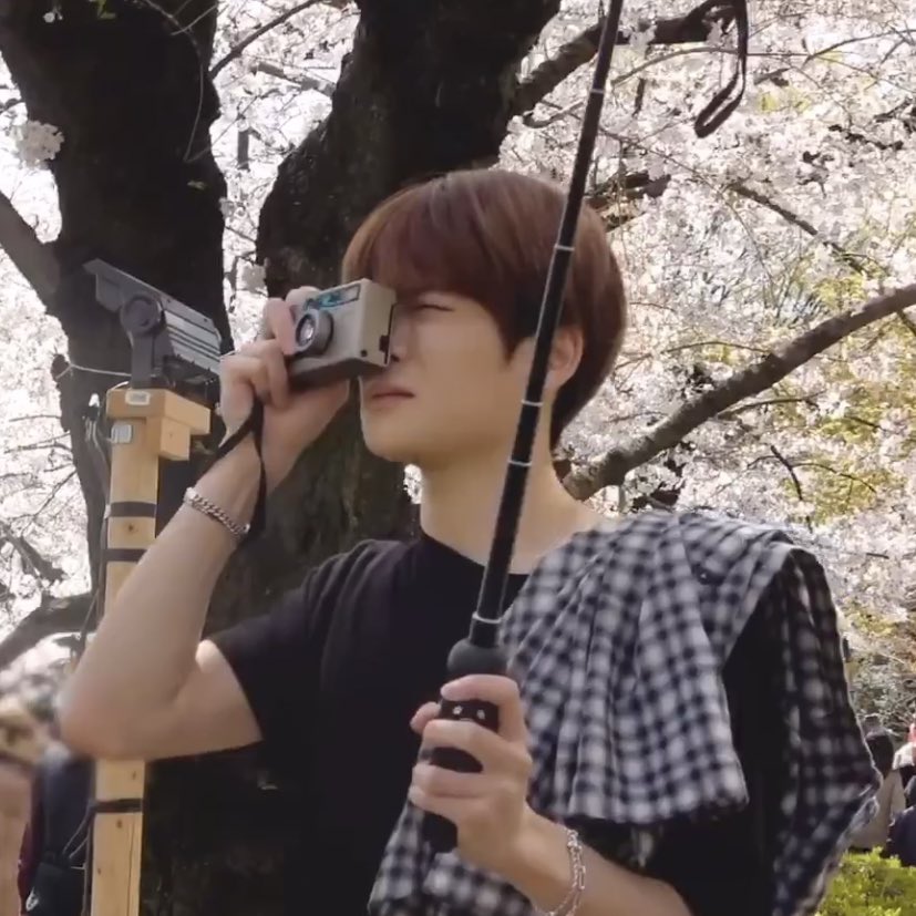 ส้มจี๊ดที่เป็นผัวเธอไง tweet media