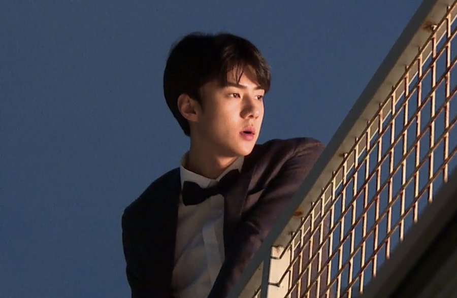 SEHUN AS MAMORU CHIBA/TUXEDO MASK REMAINS SUPERIOR