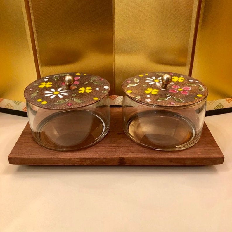 ZendingMachine1's tweet photo. Mid Century #Serving Tray Ernest John #Walnut #Enamel #Condiment #Relish #Tray| Etsy https://t.co/5KjSk7rH1Z #etsy #midcentury #ernestjohn #condimenttray #vintage #kitchen #condimentdishes #bohemian #boho https://t.co/MMJax4tA48