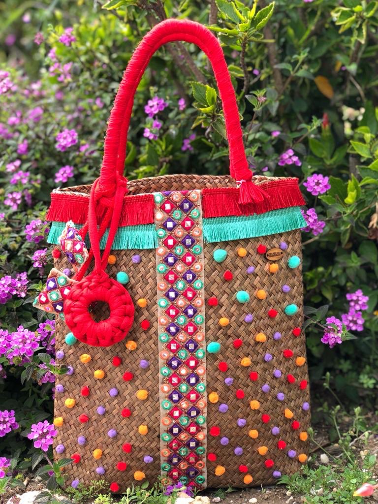 MamasuBolsos's tweet photo. Para celebrar nuestra inauguración, hemos creado una. Una colección llena de color. https://t.co/6r7OCIoOJH @de_infantil #mamasu https://t.co/FSrqA6iCn8
