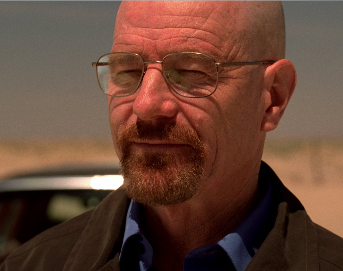 NetflixFR's tweet photo. Better Call Saul, c’est un peu comme Breaking Bad. Ça commence doucement et ça prend en puissance au fil des saisons. D’après les personnes qui ont vu la saison 5, c’est du très très lourd. 

Accessoirement, c’est la série préférée de Wes Anderson, rien que ça. https://t.co/9SrptyQnmJ