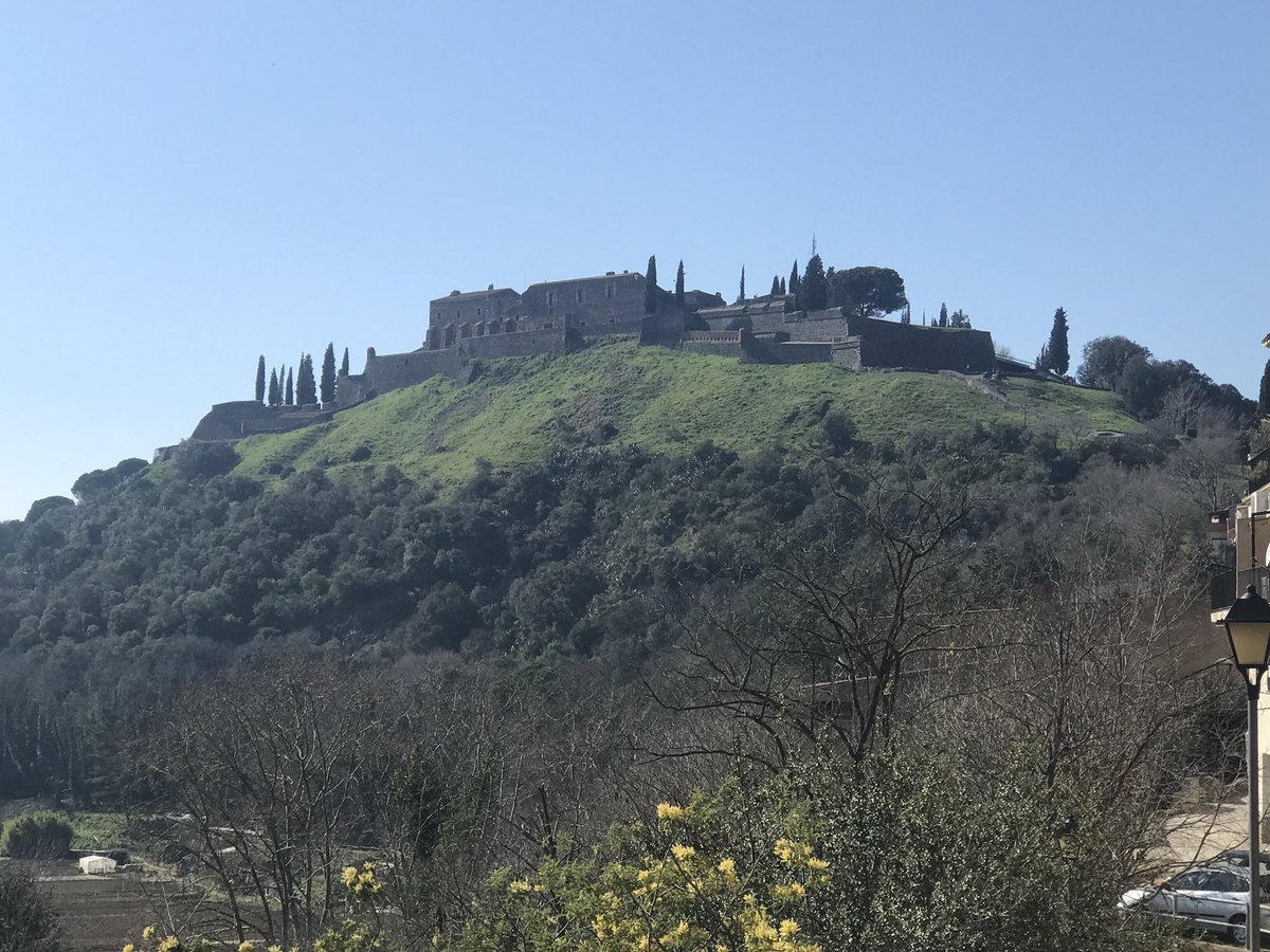 Ipatrimoni's tweet photo. L’@Ipatrimoni amb el #WorldHeritageDay, dia Internacional dels Monuments. Ens espera tot un món ple de Patrimoni Cultural i Natural per estudiar, posar en valor, visitar i gaudir.
#patrimoninaturalicultural https://t.co/GohrTF9ONg