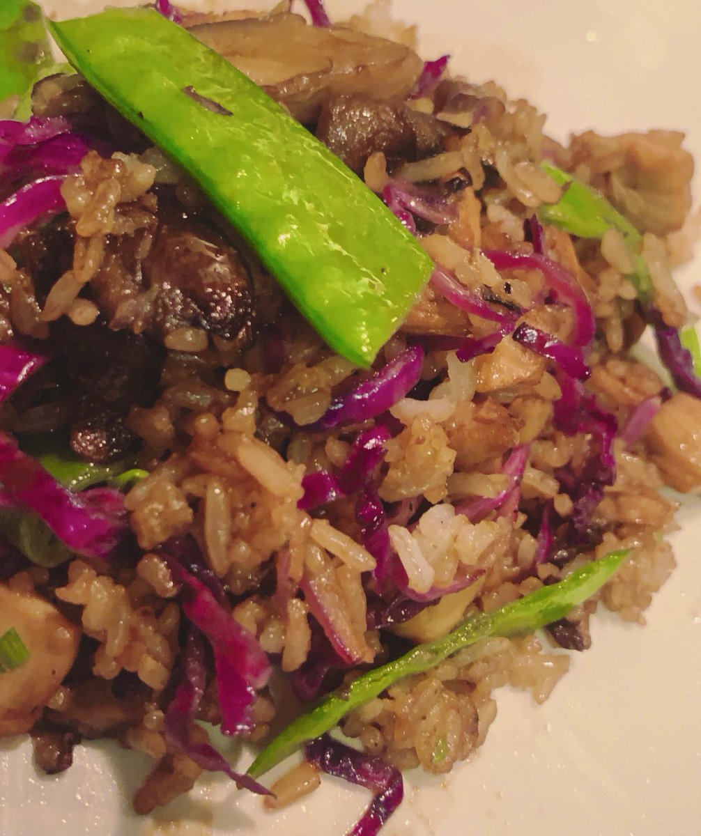 Here’s some go-to pork stir-fry with oyster mushrooms I made on IG Live the other day.  #nomnomnom #quarantinecooking #francisbcooking #recipesforthepeople