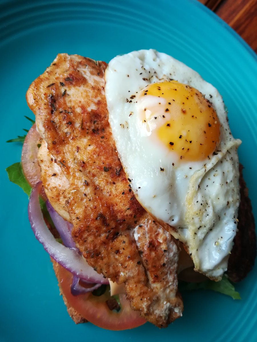 rethabz03's tweet photo. Keeping the flame of my passion ignited. #foodisbae #FoodWhatWhat #everythingfood #foodgasm #foodiegram #foodporn #foodie #foodphotography #zero_1_six #fillupthetummies #yumyum #chefchronicles #cheflife #cheflifestyle #food https://t.co/FzjYGz8AoC