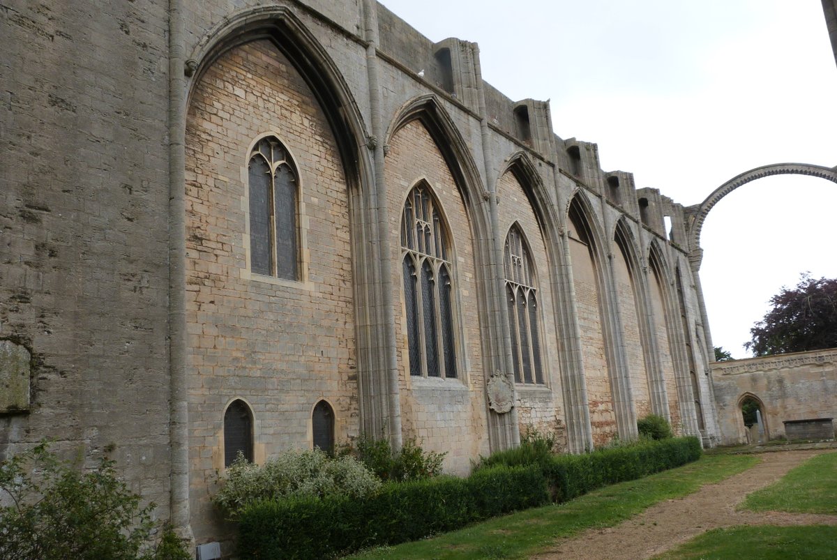 Crowland Abbey ranked 29th. The precincts, E end and crossing were probably pulled down early 1540s, with the idea the parish kept the nave. However the site being ramparted in the Civil War and general neglect led to much of it collapsing and the parish keeping just the N aisle