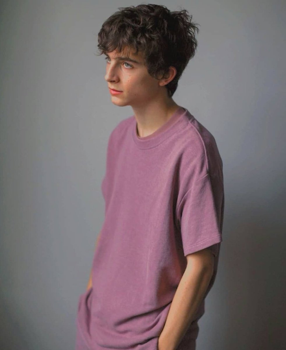 timothée chalamet as photos of the ocean: a thread