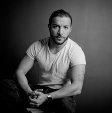 merlinpapin3's tweet photo. On souhaite un Bon Anniversaire à l'acteur #EricBernard 🎂🍾qui a 38 ans, vu dans deux films Sauvage et 11.6
@tbarnaud @Jouxplane83 @FredOL69007 https://t.co/6pJ1pVJR4Q