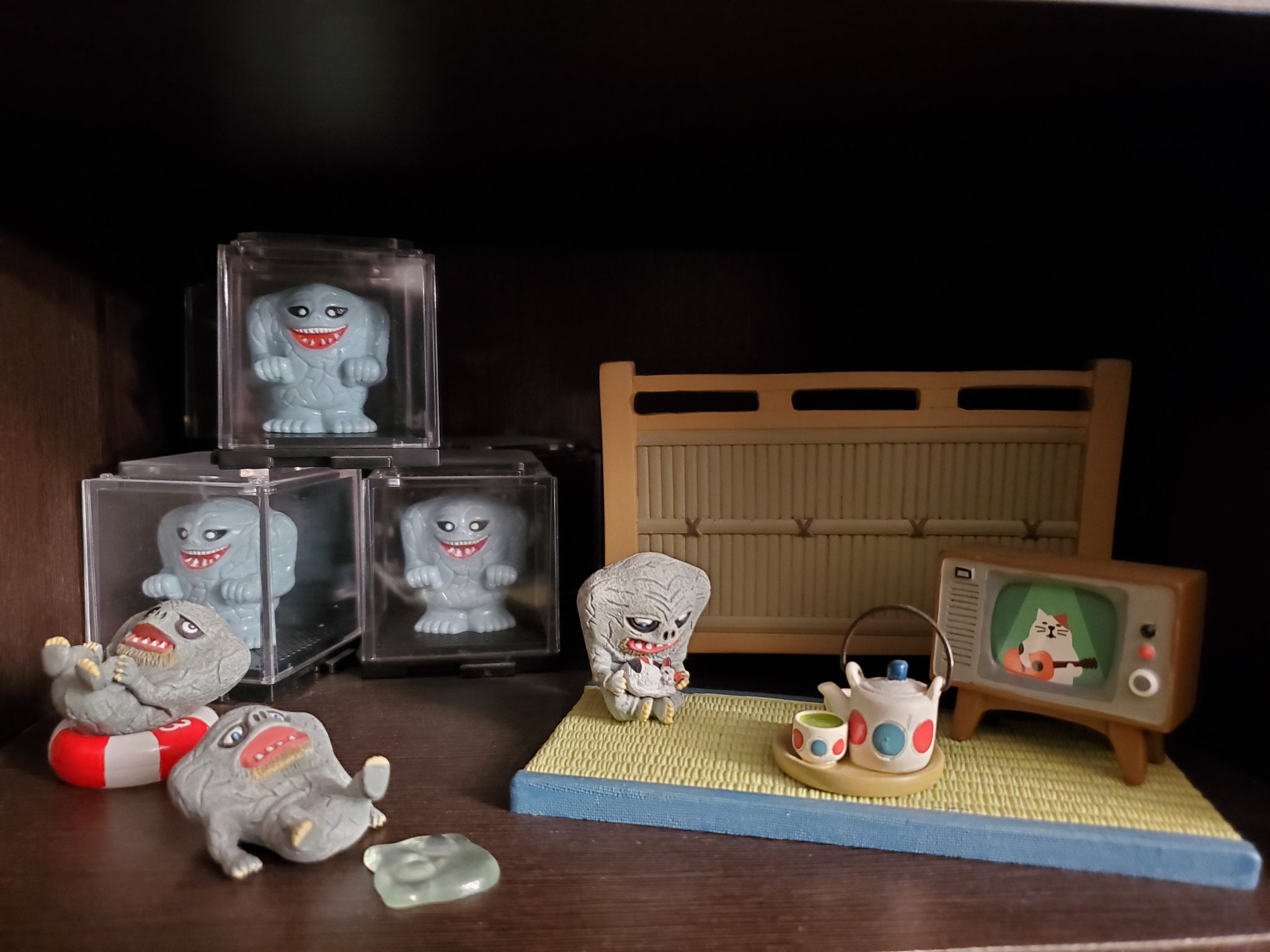 おとなりのかいじゅう フィギュア ジャミラ csm.fi.cr