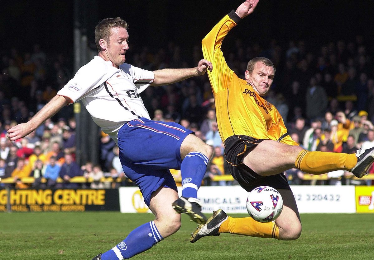 LTFC_1885's tweet photo. Great memories of the 2001-02 season under Joe Kinnear and Big Mick 
@Kevnico8 @forbesy7 @Marv700 @springytraining @9howie @EmmersonBoyce @Hd_holmdog @Chris_coyne78 https://t.co/tfMxWQqYBd