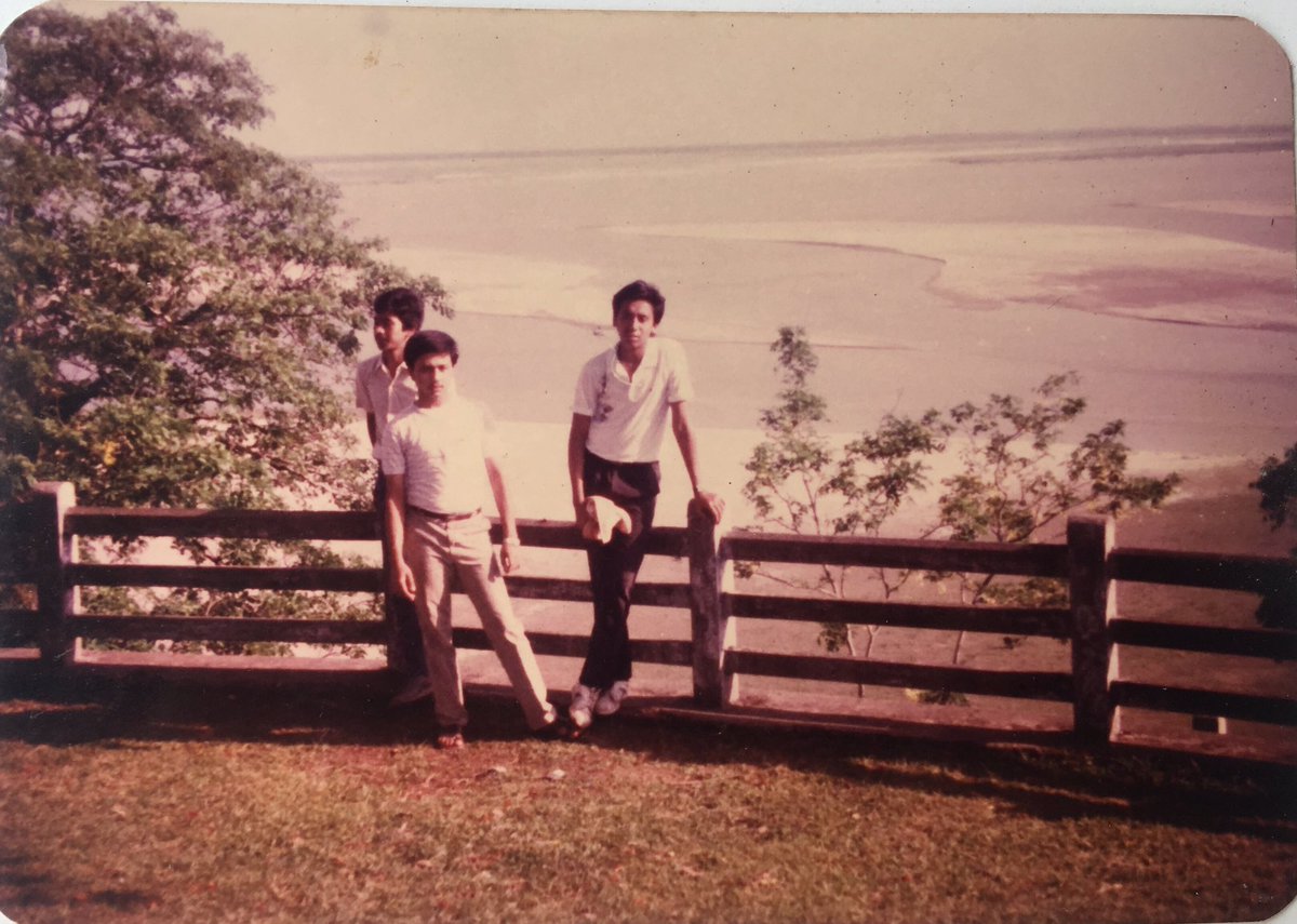 mrinaltalukdar8's tweet photo. Found finally. When we were 16, 21, 27 & 51. Getting old @UtpalBorpujari @rduttachoudhury https://t.co/NyokvwYcwx