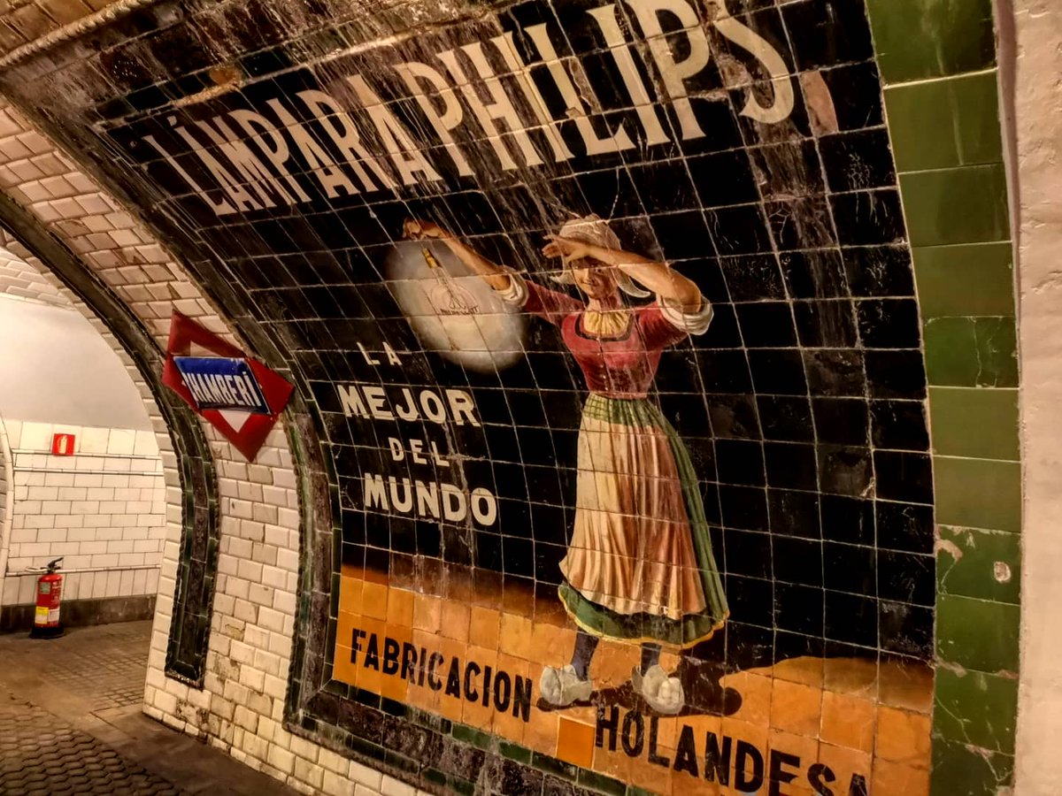 SecretosdeMadri's tweet photo. Cada sábado os recomiendo una visita diferente en Madrid y la de hoy es una de mis preferidas ❤️ ¿Conoces la Estación Fantasma de Chamberí? Esta estación dejó de funcionar en 1966 y desde hace unos años abrió como museo (gratuito). 
#madrid https://t.co/y19foXtTCX