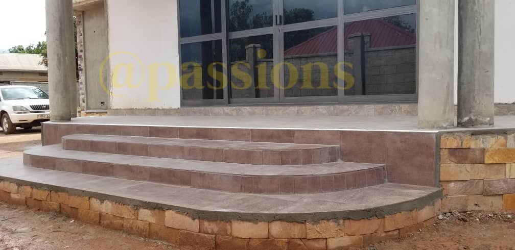 Passionsltd's tweet photo. Our ongoing project in Kitagobwa. Contact us on 0782 451967 for #compounddesigning #landscaping #stonecladding #generalconstruction #HomeSweetHome https://t.co/mHW0NcT9du