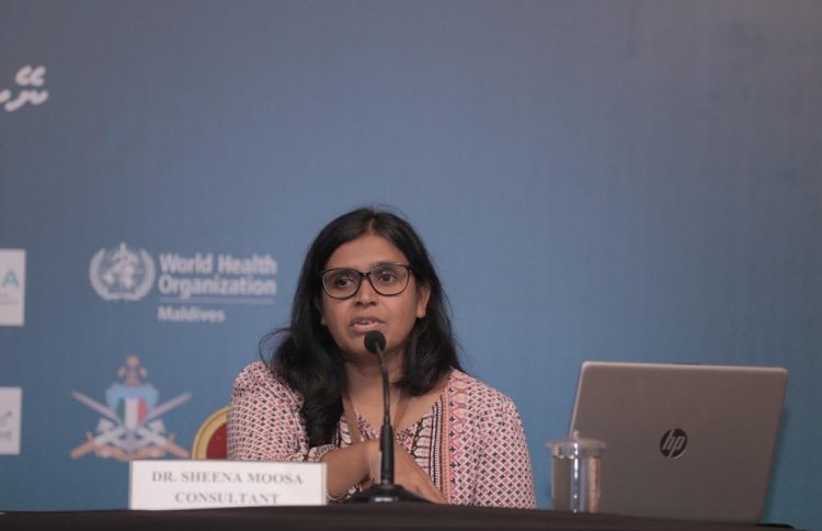 ilhammaldives's tweet photo. ޑަކްޓަރުން  އެވިދާޅުވަނީ މިއަދުގެ ހާލަތު. ސީރިއަސް  ވާހަކަތަކެއް. ލުއިކޮށް  ނުނަންގަވާ، ގޭގައި  މަޑުކޮށް  ދެއްވުން އެއީ އަޅުގަނޑުމެންއަށް މިވަގުތު ކޮށްދެވޭނެ  އެންމެ  ބޮޑު ހެޔޮކަންތައް. އެއްވެސް  ބޭފުޅަކު  ސަމާސާއަށްވެސް އަސްލެއް ނެތް ވާހަކަ ނުދެއްކުން  ވަރަށް މުހިންމު https://t.co/UQRi40urgK