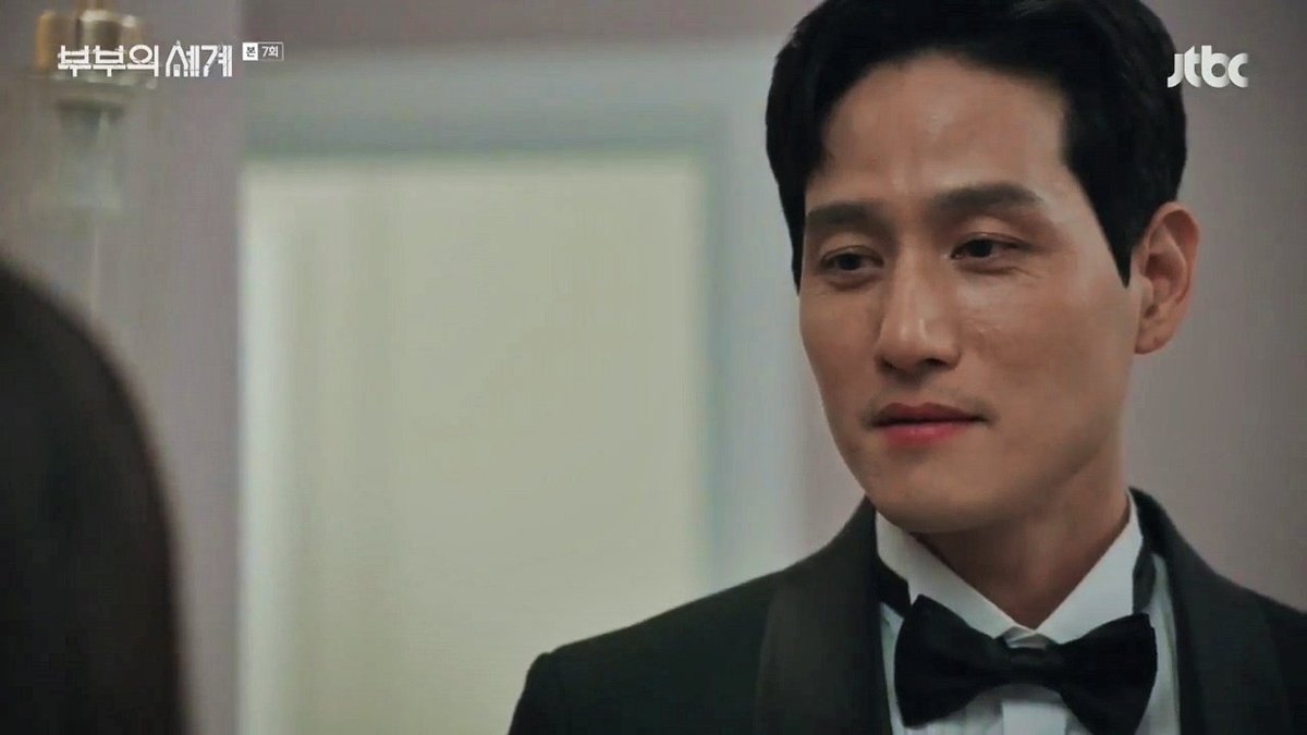 "Are you still not over me?"Clearly he is not...  #TheWorldoftheMarried #부부의세계