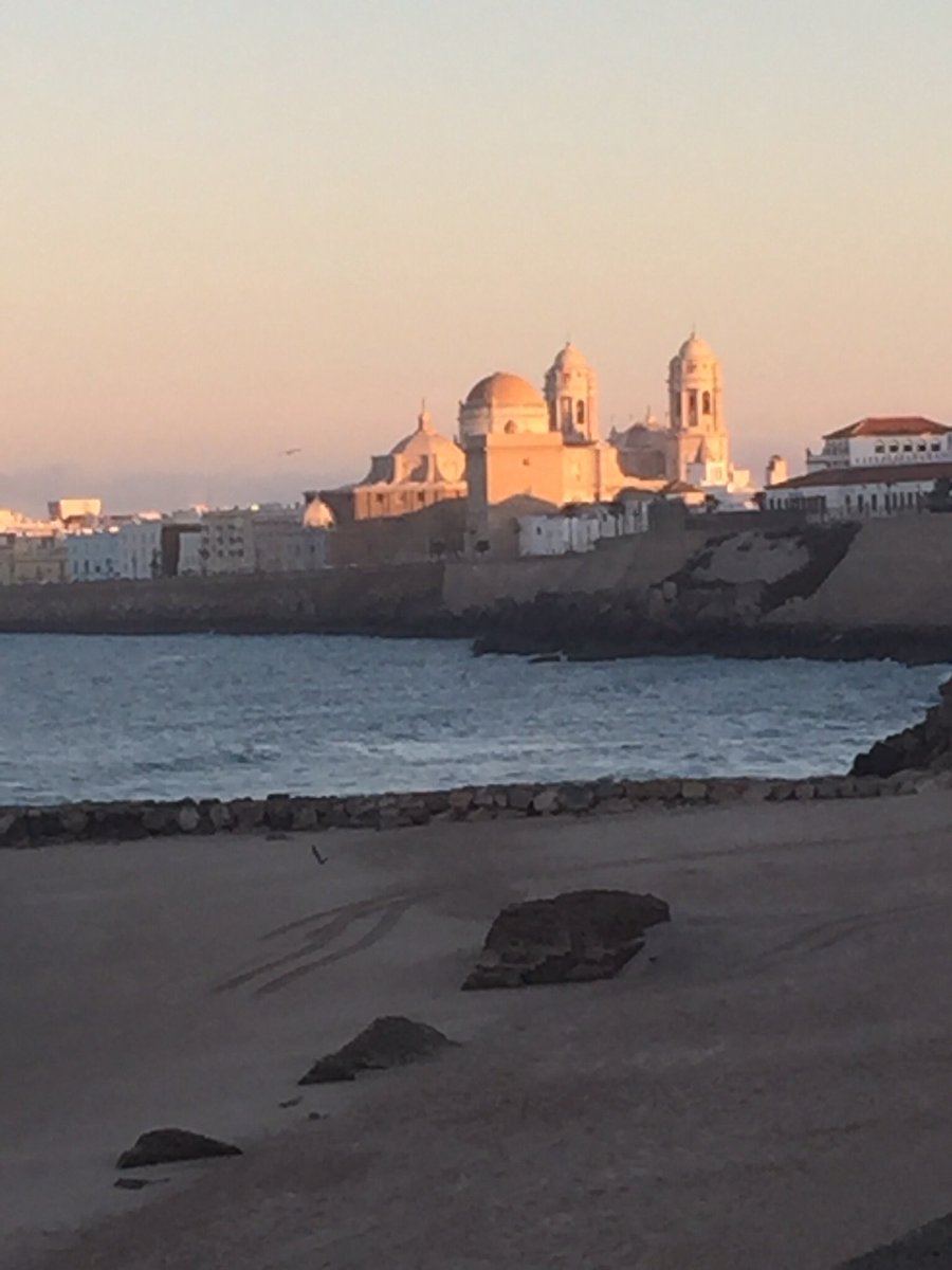 IgnacioRamosRo's tweet photo. Que no se nos olvide #EspañaTeEspera #CadizTeEspera https://t.co/QgtyrObdjh