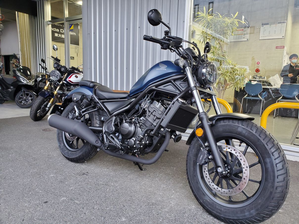 ホットセール 口コミ レブル250】タンク&リア一式 マットジーンズブルーメタリック パーツ