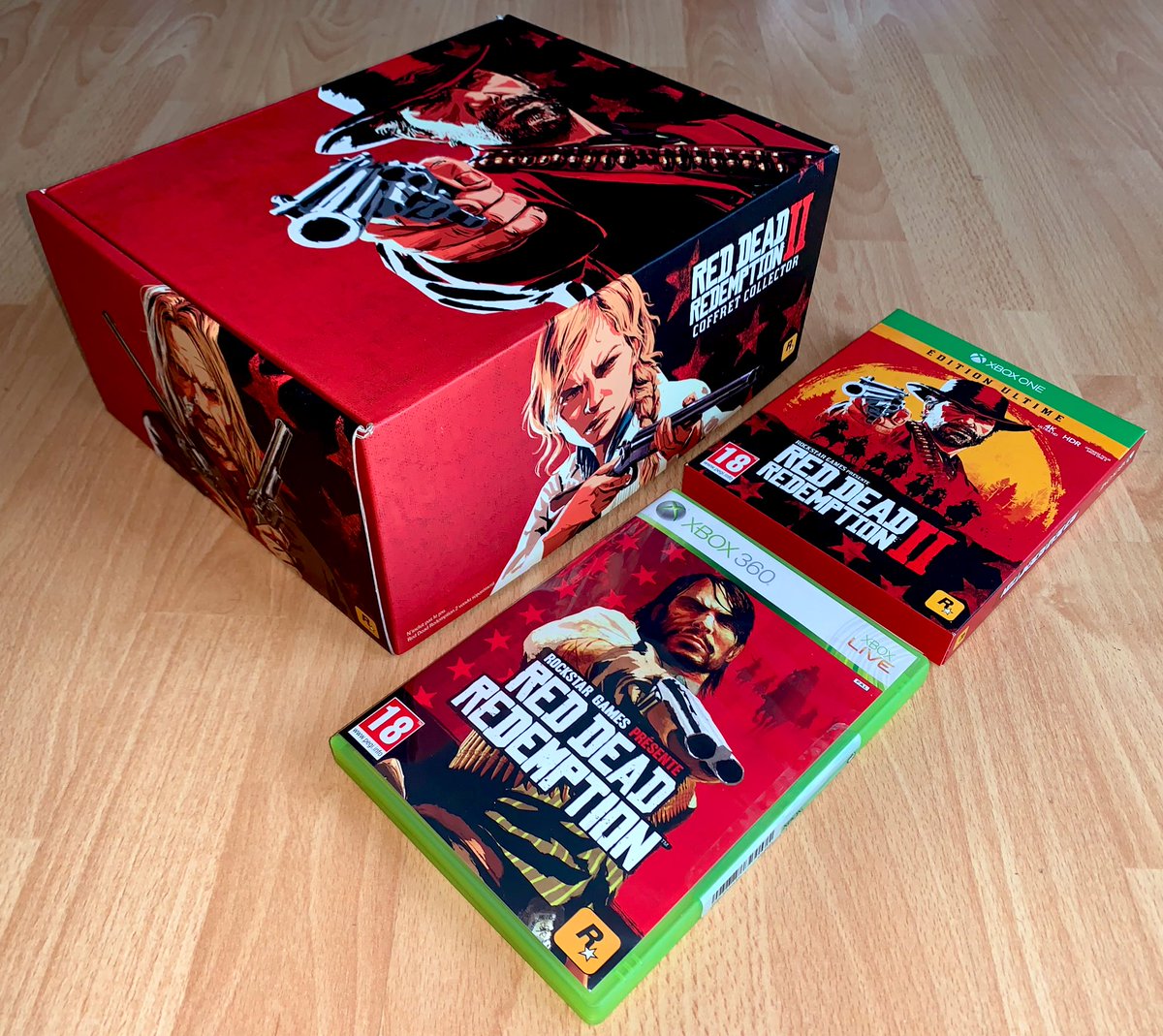 Red Dead Redemption II (Xbox One, 2018) La meilleure version consoles (en vraie 4K HDR) dans son édition "ultime" accompagnée du coffret de goodies, très sympa et complet, pour un vrai collector d’ensemble.En bonus, RDR1 sur 360, là aussi en "superior" (surtout sur One X) !