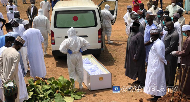 channelstv's tweet photo. PHOTOS: Abba Kyari's remains were brought in an ambulance to the Defence House in Abuja, where family members, as well as his colleagues, gathered to pay their last respect. https://t.co/Rn4vTFD3CJ https://t.co/O2Uu4mzvCd