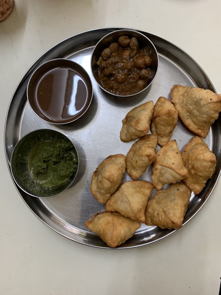drnngujarathi's tweet photo. @KetPan @VeedhiShah My entry for #HomeMadeSamosa https://t.co/YBWvbdzBK6