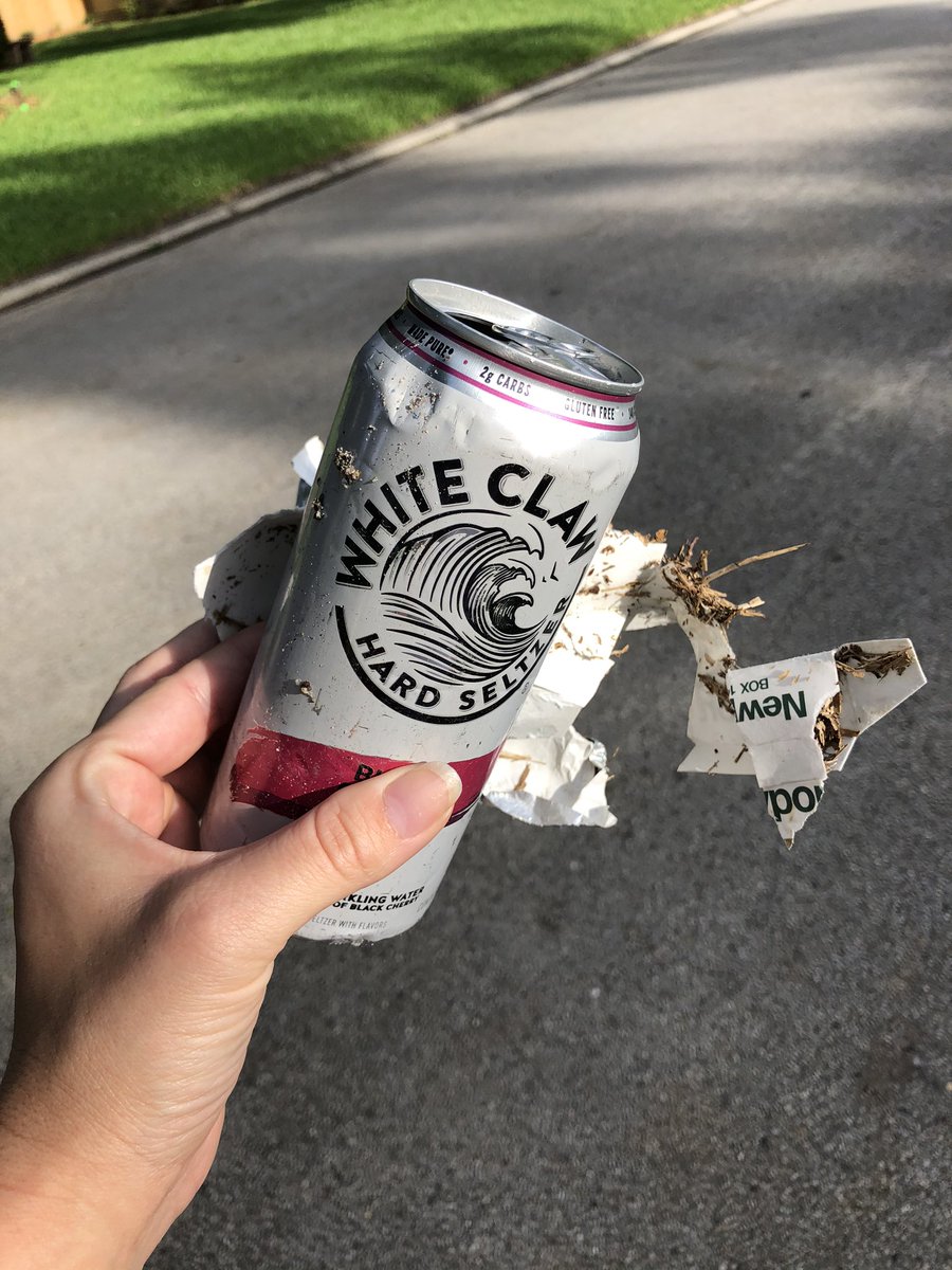 EricaSaffer's tweet photo. Every morning, on my run, I try to pick up a few pieces of trash and put them in, uh like, the trash can? These pieces were a few yards from each other and I believe they belonged to the same person. 🤦🏻‍♀️ https://t.co/bAWv9CRT6d