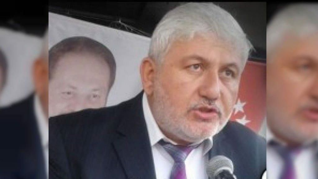 🔔Karabük Üniversitesi Fen Fakültesi Öğretim üyesi ve aynı zamanda Bağımsız Türkiye Partisi MYK Üyesi Prof. Dr. Mustafa Er geçirdiği iç kanama sonucu hayatını kaybetti.
#SOSYALGAZETE
#SONDAKİKA
#EGAZETE
#HABER
#GAZETE