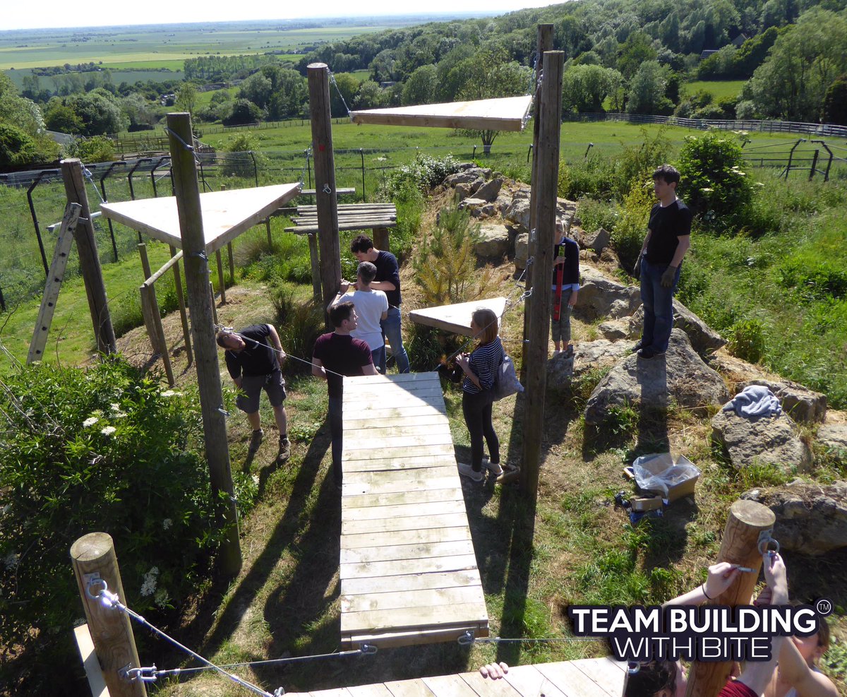TeamBuildBITE's tweet photo. Happy #Caturday! 

Throwback to January at @YorkshireWP - we couldn’t resist how gorgeous this cat is 😻 

Have you checked out our virtual team building yet? Check out our website (link in bio) or send us a DM! ✉️

#TeamBuilding #EventProfs #TBWB https://t.co/m2DlqErG7L