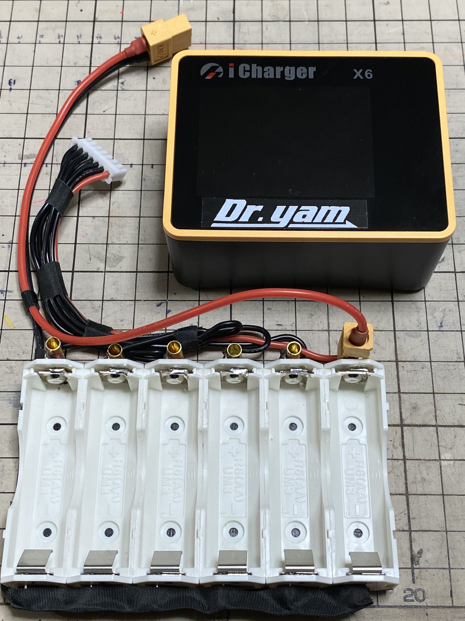 iCharger X6 充電器 +バッテリーホルダー　ミニ四駆　アイチャージャー iCharger X6 充電器 +バッテリーホルダー ミニ四駆 アイチャージャー