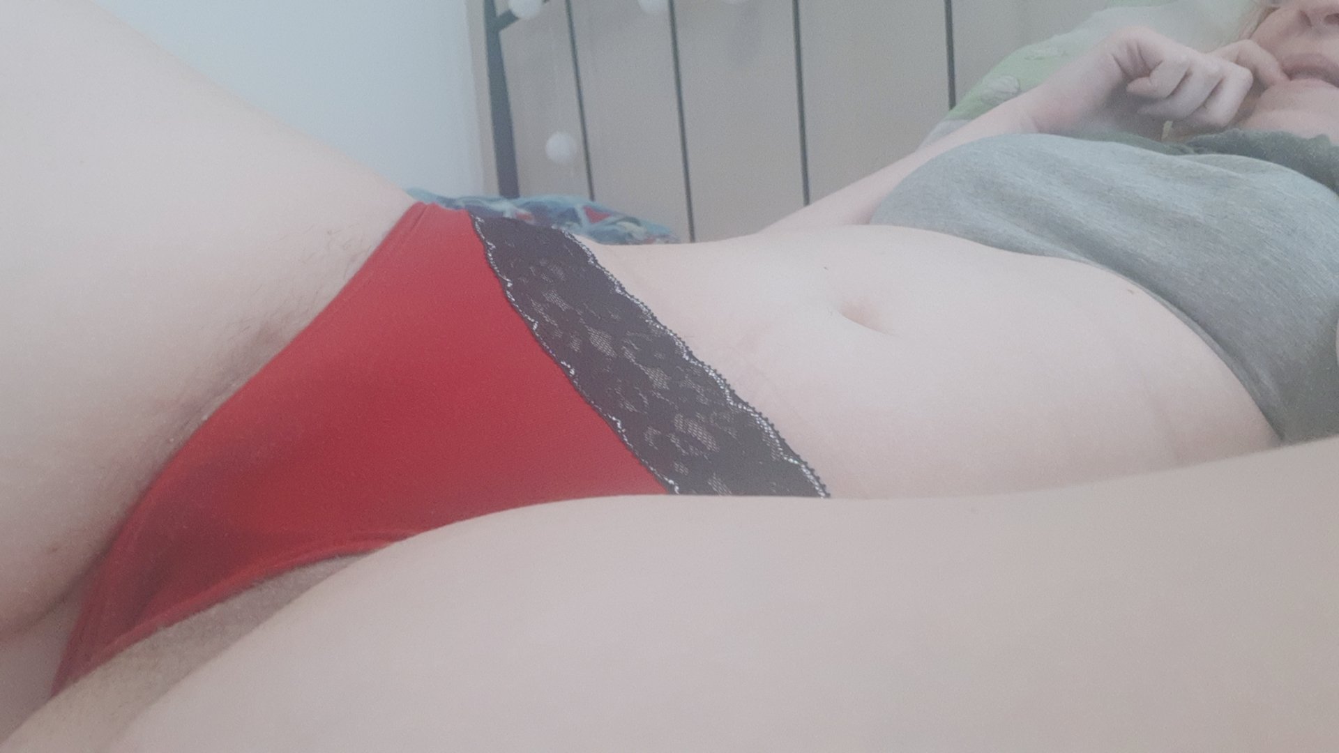 1 pic. What is hiding behind the little red panty? See for yourself! 🐱 https://t.co/BhE4d7GIp6