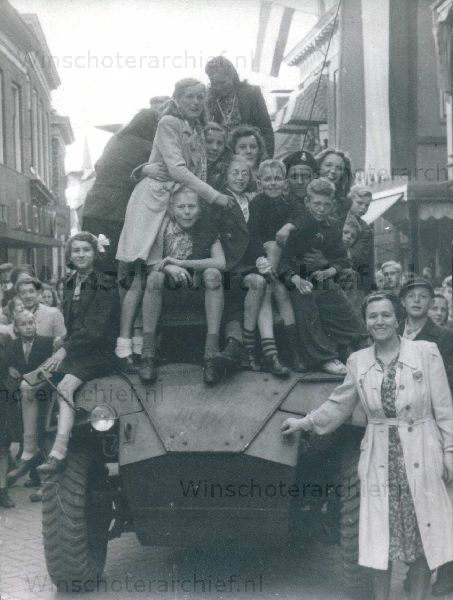 generalMaczek's tweet photo. 📆 15 kwietnia 1945 /  #1DPKalendarium

Batalion Strzelców Podhalańskich 3. Brygada Strzelców wyzwala miasto Winschoten nad M.Północnym.

➡️ https://t.co/71DW5Hw87f https://t.co/ck76mjFOn6