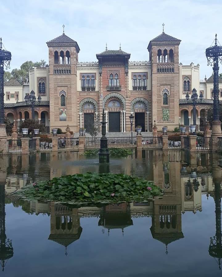 Loratour's tweet photo. Hoy se celebra el día de los monunentos y sitios. Con estas imágenes podemos ver las maravillas que tiene Andalucía. Este día fue creado por la Unesco para la concienciación sobre el patrimonio y su importancia y para su conservación.
Cuando podamos viajar  hazlo en Andalucía ❤ https://t.co/Jb5SSxWihl