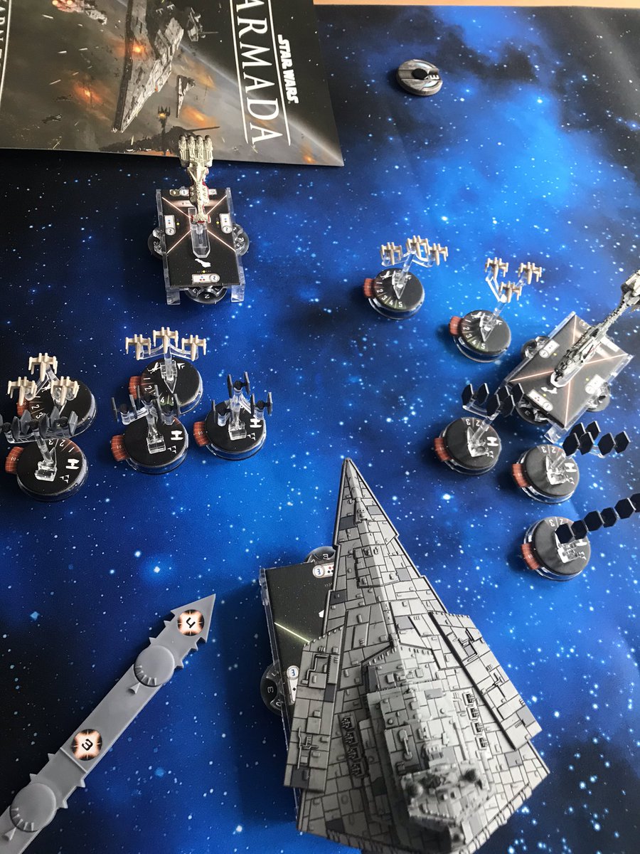 Tigerfrogg's tweet photo. Learning to play Star Wars armada https://t.co/dv09H5KDMw