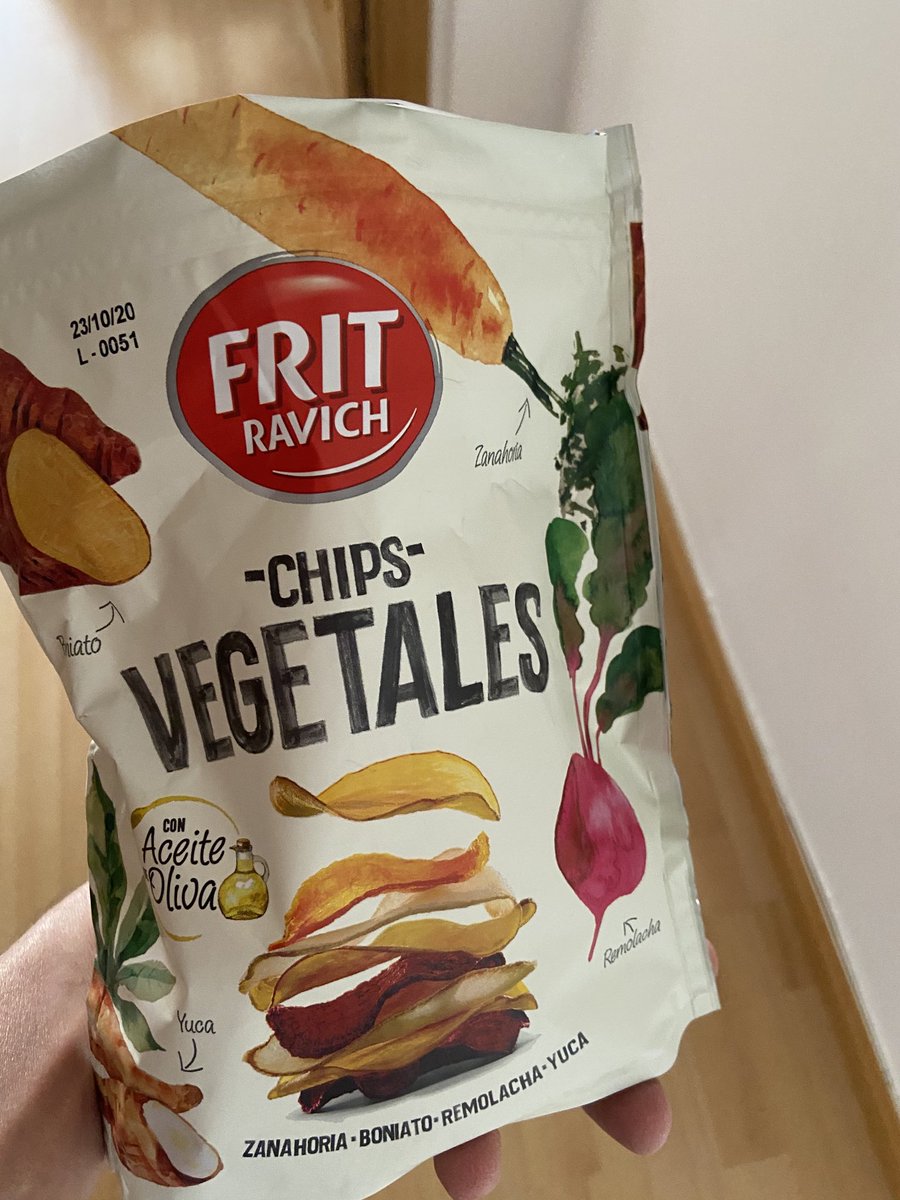 DBxivi's tweet photo. Gracias #fritravich ⁦@fritravich_es⁩ por pensar en mi #salud. Demasiada cantidad de #chips #vegetales quizá me hagan daño. Mejor q solo los pruebe, pq no hay para mucho más. #escaso #misero #ridiculo #vergonya #ConfinamientoTotal #Covid_19 #YoMeQuedoEnCasa https://t.co/3RgAYxCKuP
