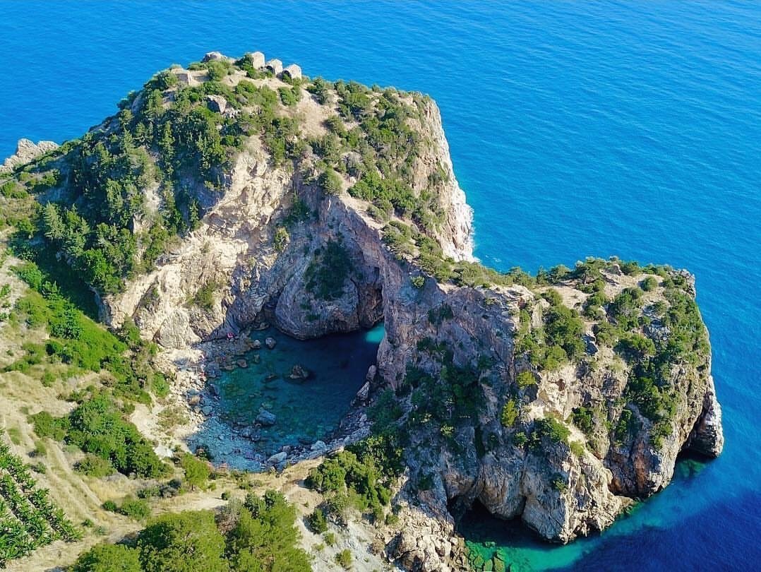 📃ANTALYALDA YAPILACAK LİSTESİ

✅ Gazipaşa Delik Denizde Yüzmek 

📍 Gazipaşa