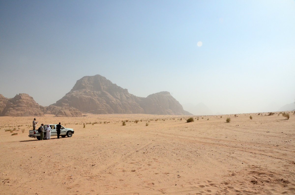 10/14 Using satellite imagery I can search for archaeol in Jordan from home. Flying over the landscape allows me to see things pilots in 1918 experienced. Autos and trains also used to explore. The more tech you use- fewer senses engagedSee  https://bit.ly/2RJBftN  #PMAC20