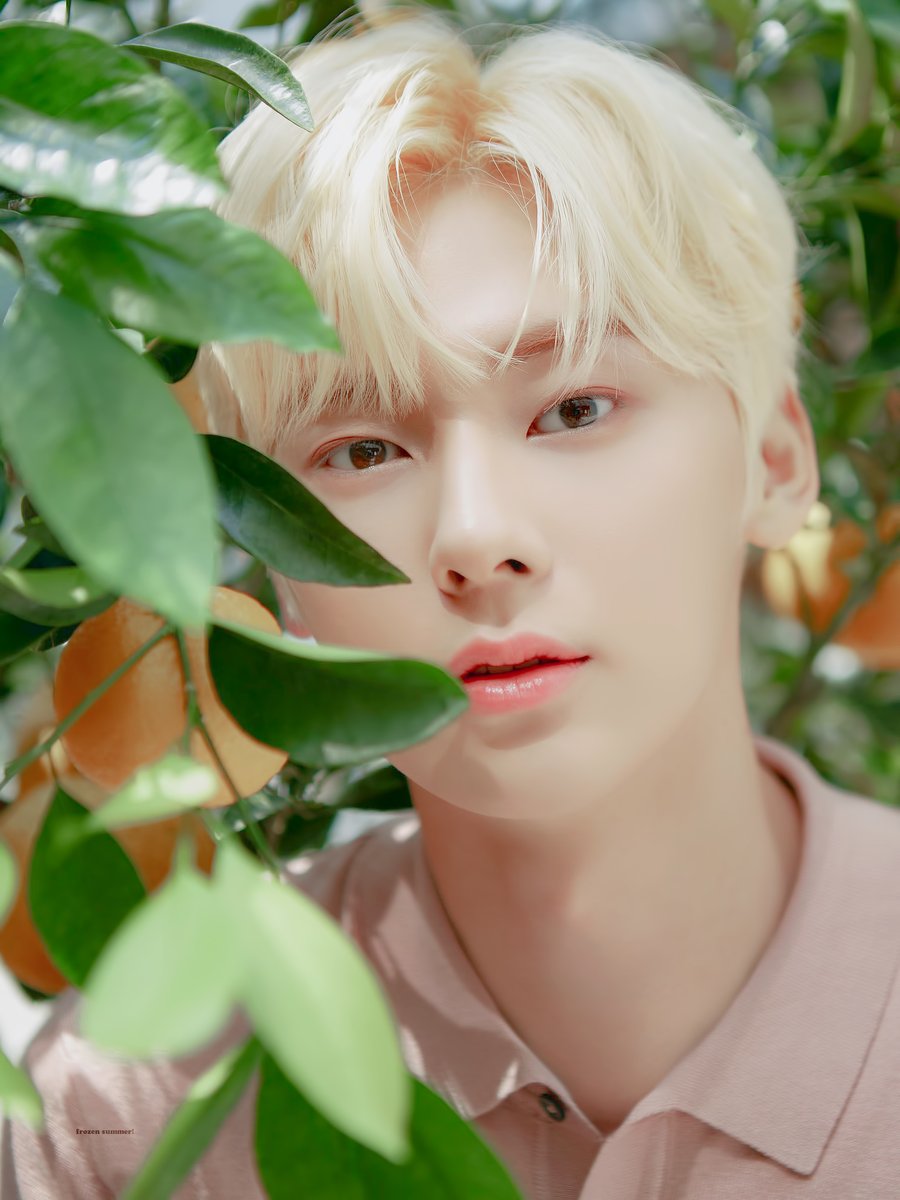 lovelikepeach's tweet photo. #민현 #조말론런던 

https://t.co/xEz80oK7wf
https://t.co/c9yY6eiDOS
https://t.co/aKCxwwjWYI
https://t.co/C1BsmU2zHn https://t.co/JP1CTo1jcv
