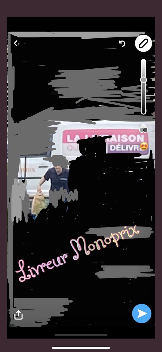 gglmotion's tweet photo. #COVID19france #COVID #COVID @EmmanuelMacron @Monoprix 
Voila la réalité:
Monoprix livre avec des bouts de ficelle.
Merci au livreur courageux de me livré.
Ça serait bien de le protéger lunettes masque gants ce pauvre homme n’a rien !! https://t.co/mGUiTrLu3t