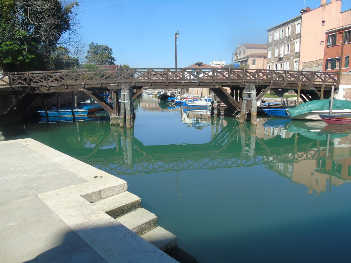 IveserVenezia's tweet photo. #calmapiatta https://t.co/RihVTINmno
