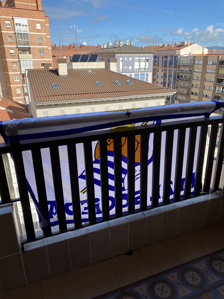 galalvaro's tweet photo. @RealSociedad Desde Miranda de Ebro, goazen erreala!!! 💙🤍💙 https://t.co/RhzLunN66o
