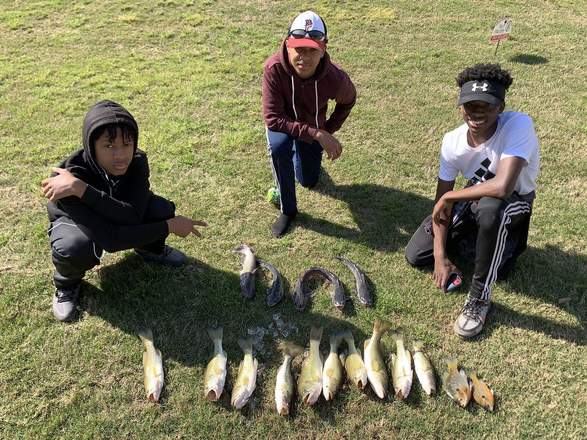 palmerwilliamsj's tweet photo. My sons and my neighbors son. We all went fishing. I enjoyed watching them catch fish more than I did catching some myself. #NoVideoGames.TodayWasAGoodDay… https://t.co/ma9J1PLZMv