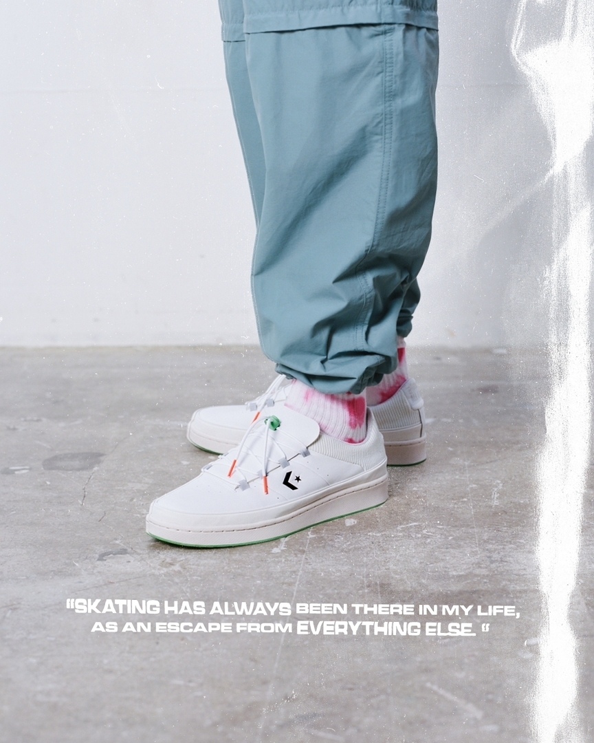 converse pro leather low on feet